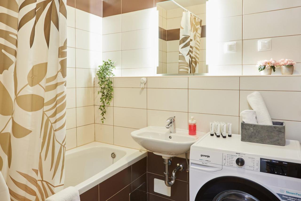 Spacious 2Bdr Apartment Near Business District Zagreb Eksteriør bilde